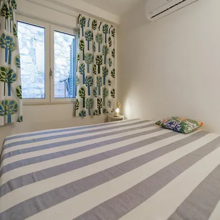 Semesterbostad Terrazza Sulla Biodola - Goelba Scaglieri