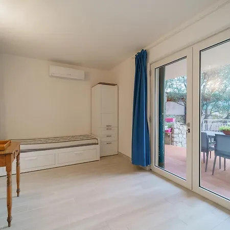 Σπίτι διακοπών Terrazza Sulla Biodola - Goelba Scaglieri